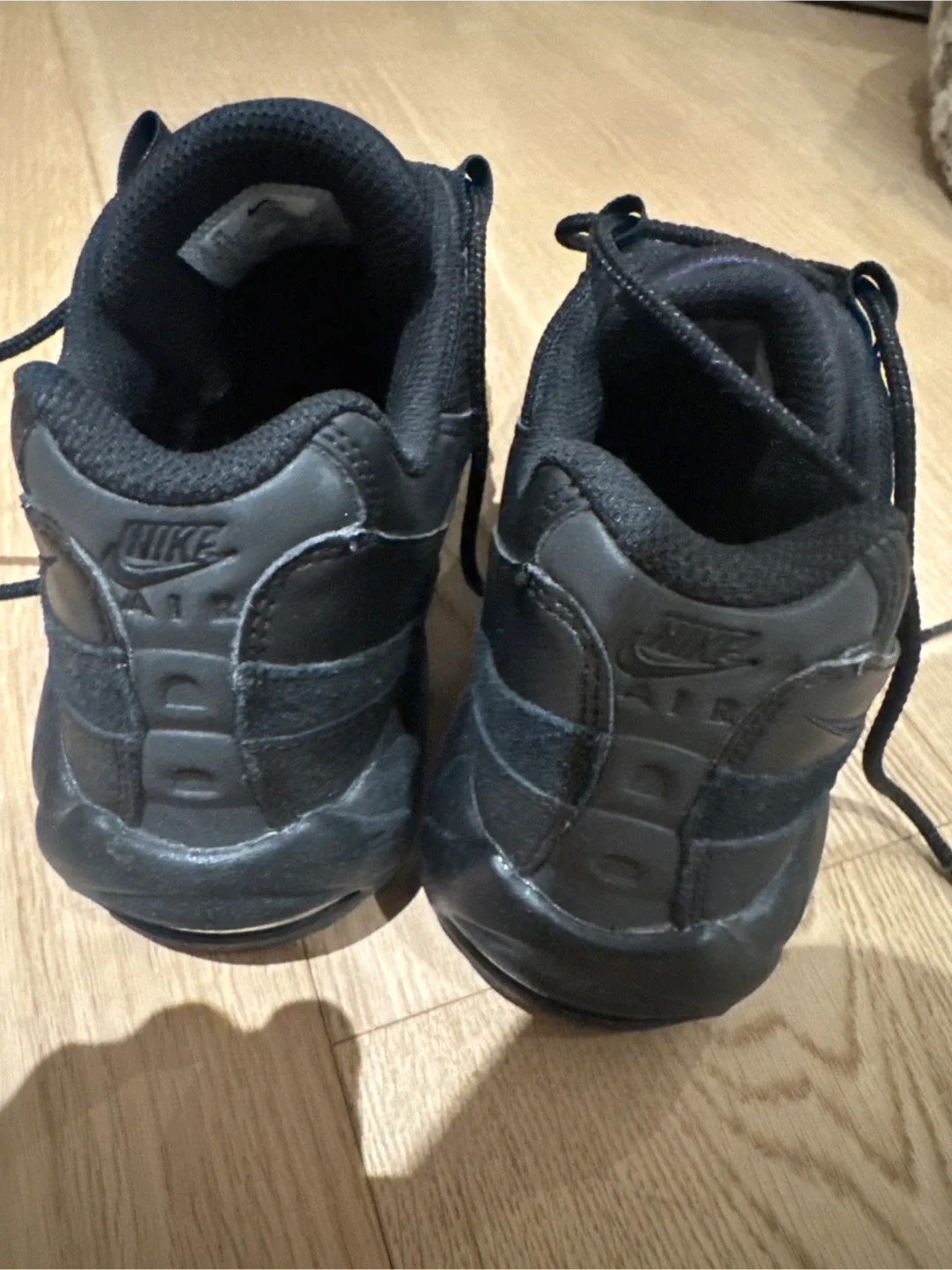 Nike Air Max 95 US 9.5 image indicator(4)