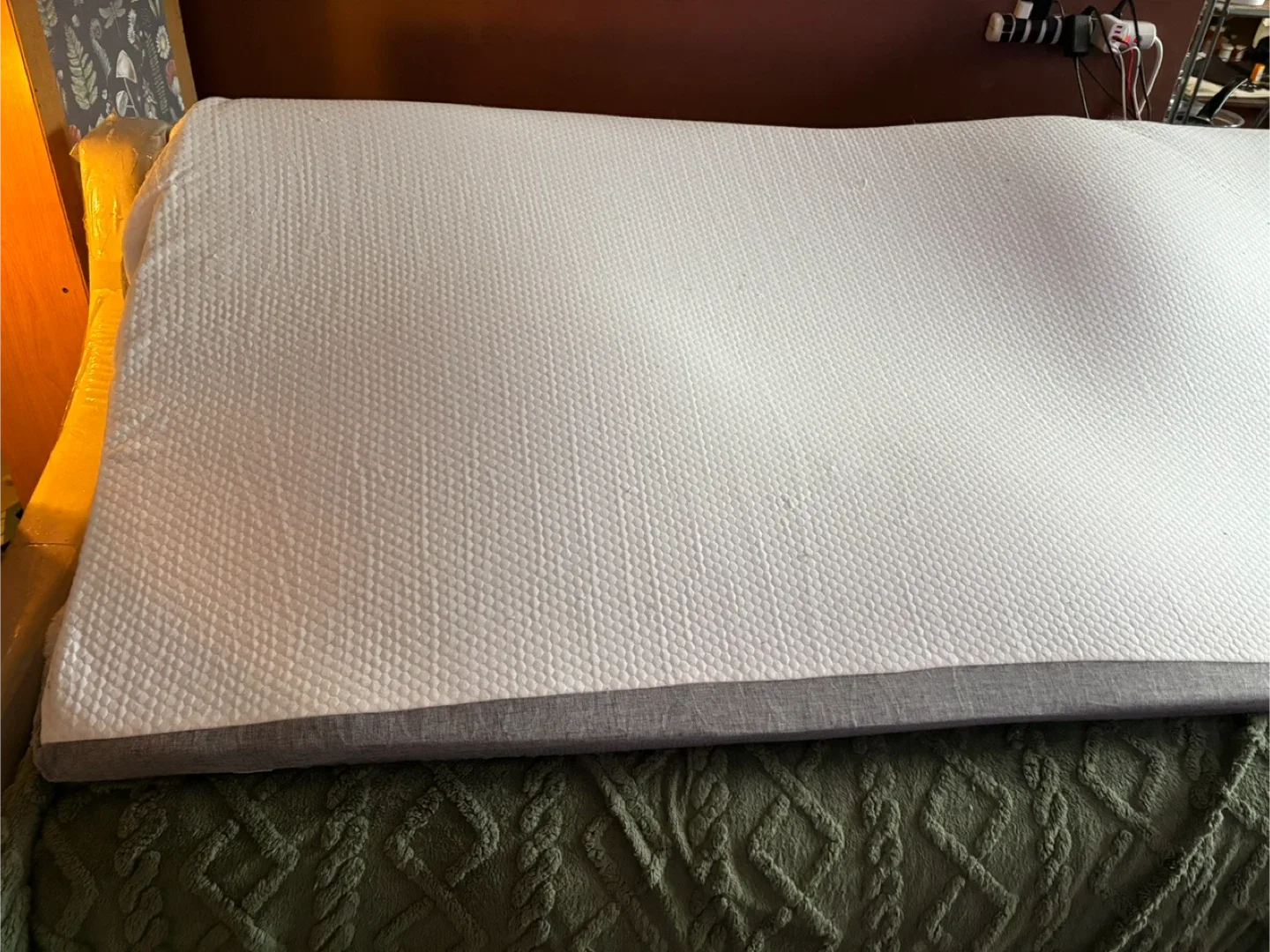 Twin Mattress Cover - Brand new! image indicator(4)