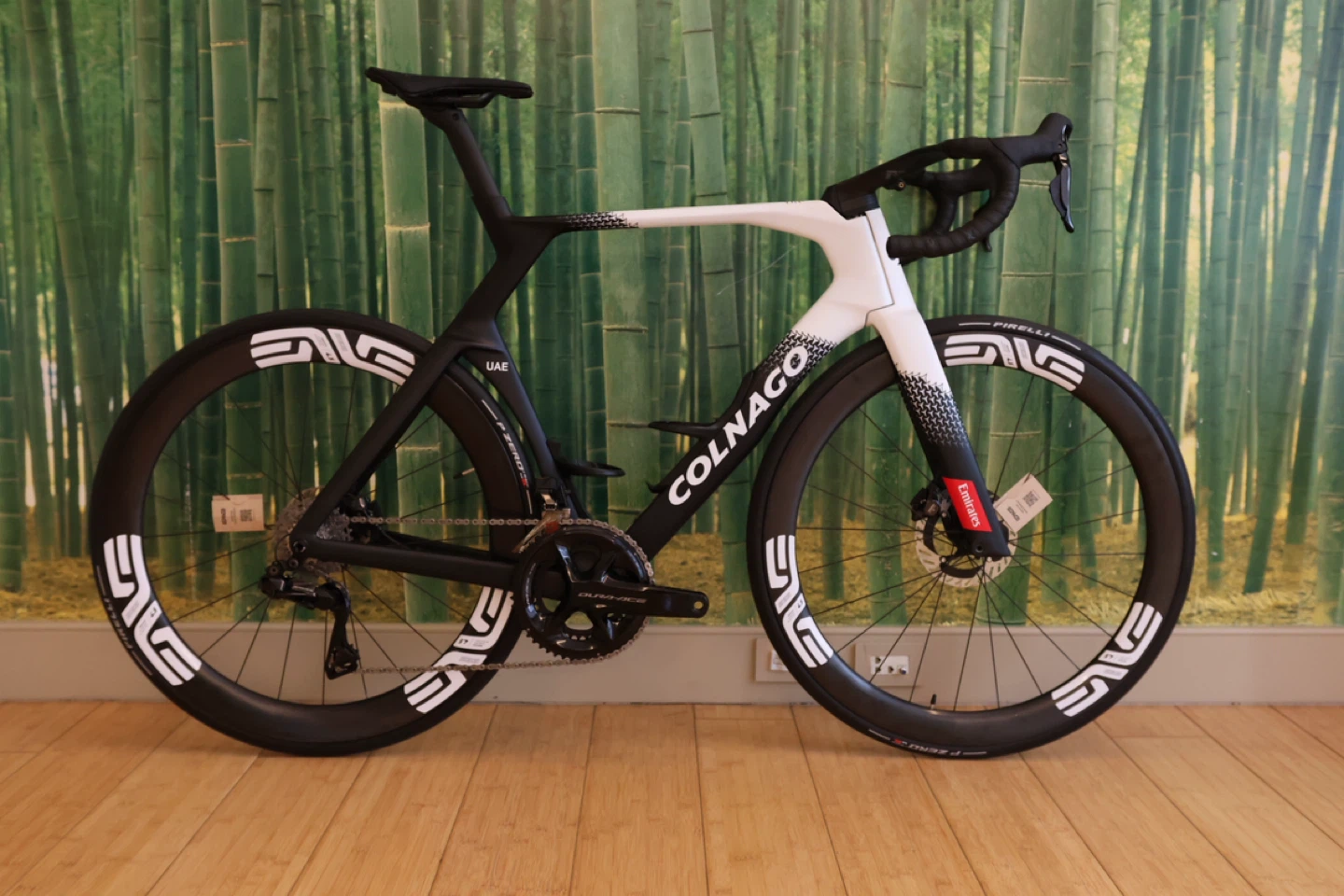 Brand-new Colnago Y1Rs - photo 2