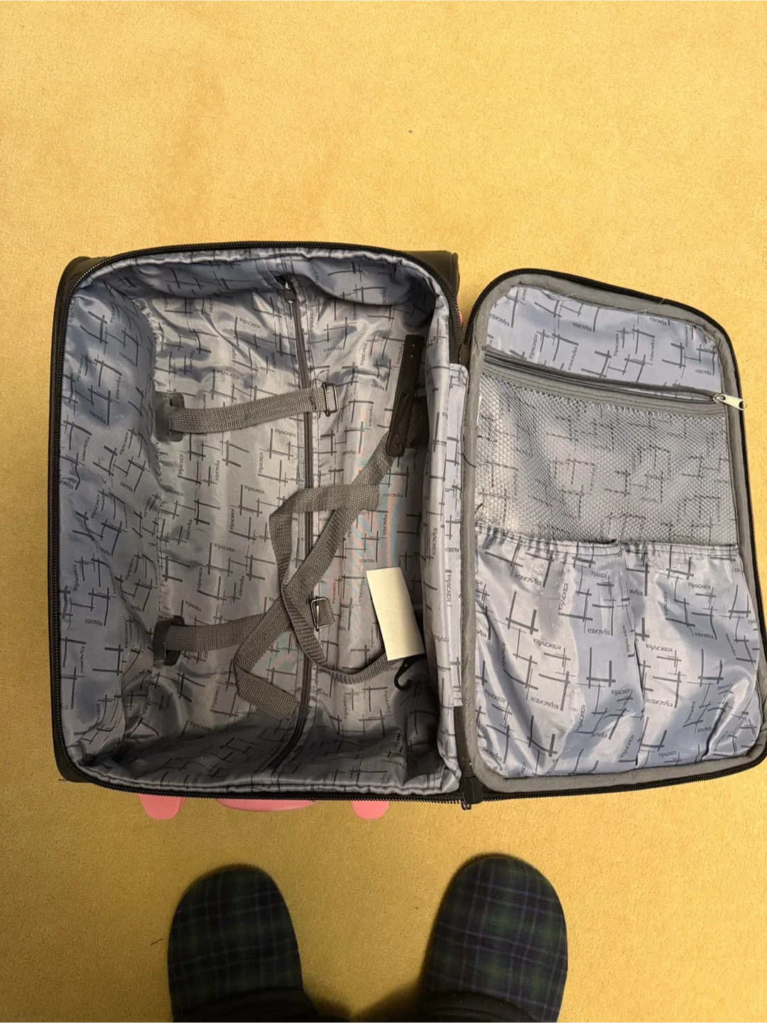 White Carry-On Luggage image indicator(5)