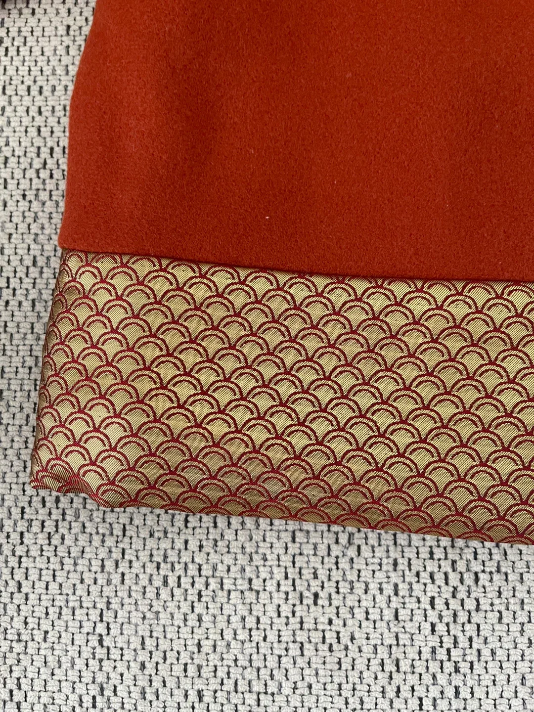 Red & Gold Kids Jacket 90cm image indicator(3)