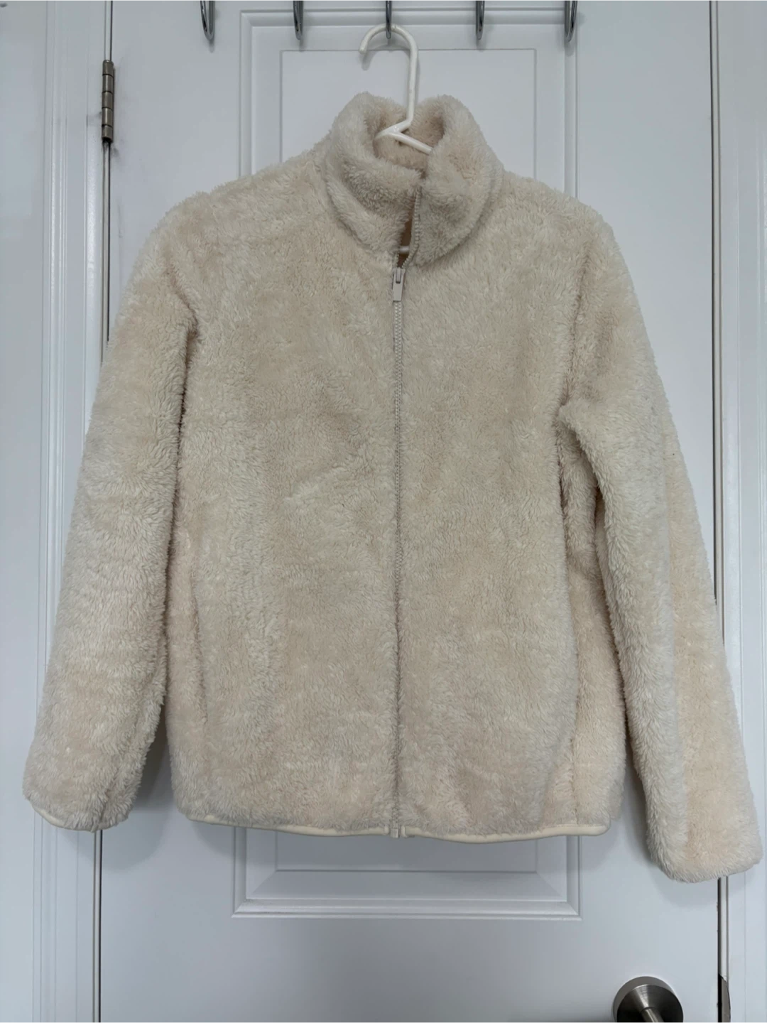 Uniqlo S-M Sweater Jacket