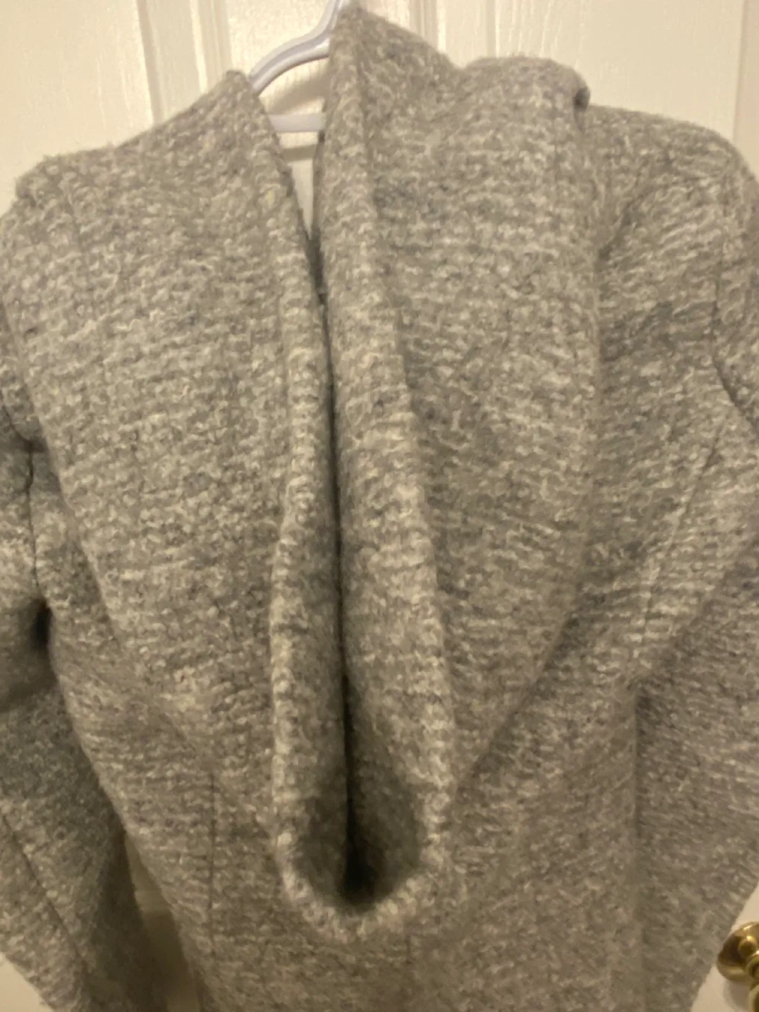 ONLY Grey Coat image indicator(2)