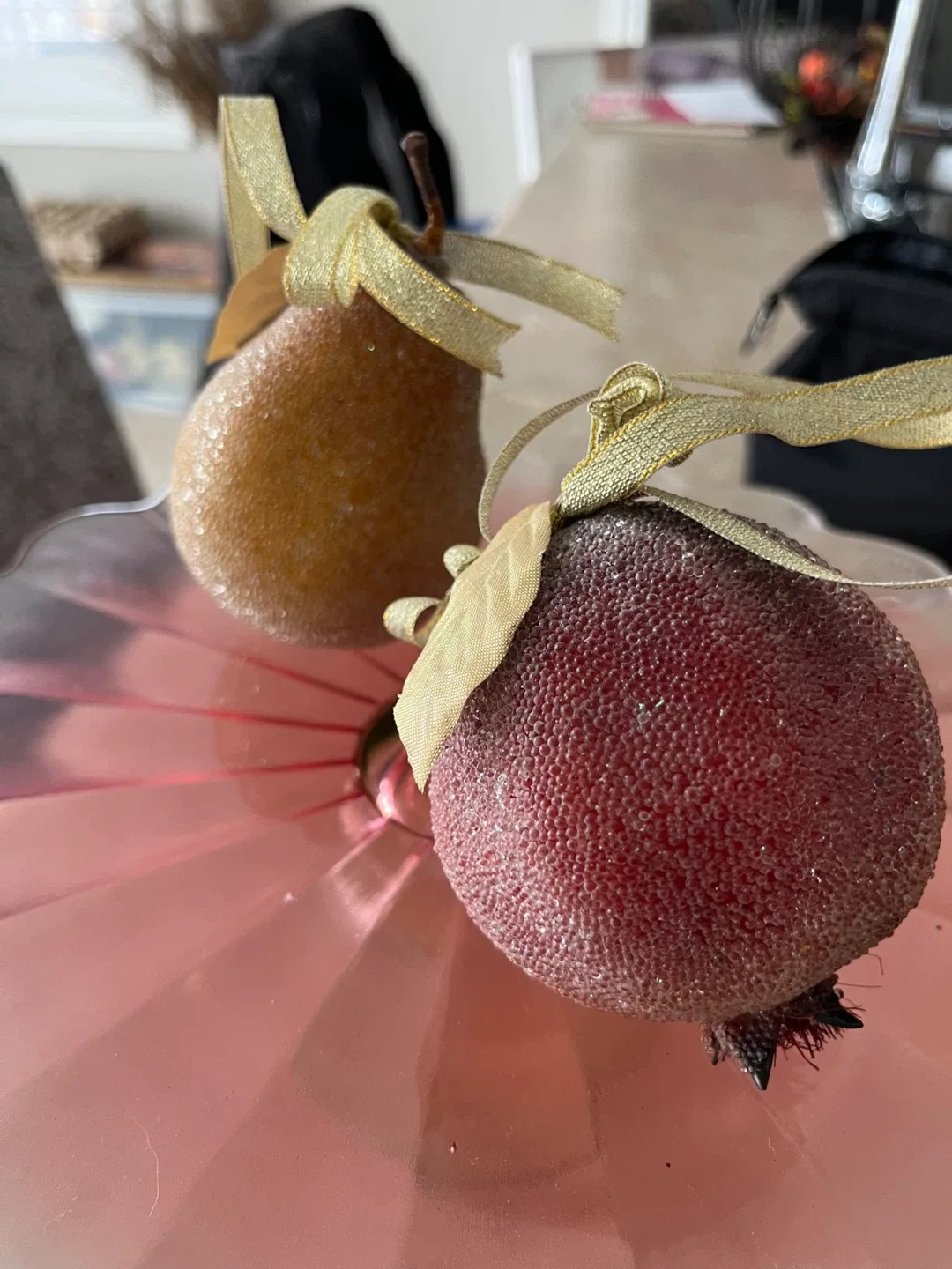 Decorative Faux Fruit (Pears & Apples) image indicator(9)