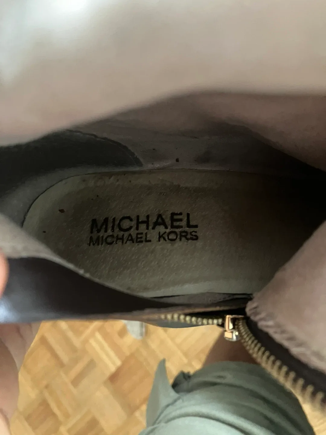 Michael Kors Leather Knee High Boots - Size 8.5M image indicator(4)