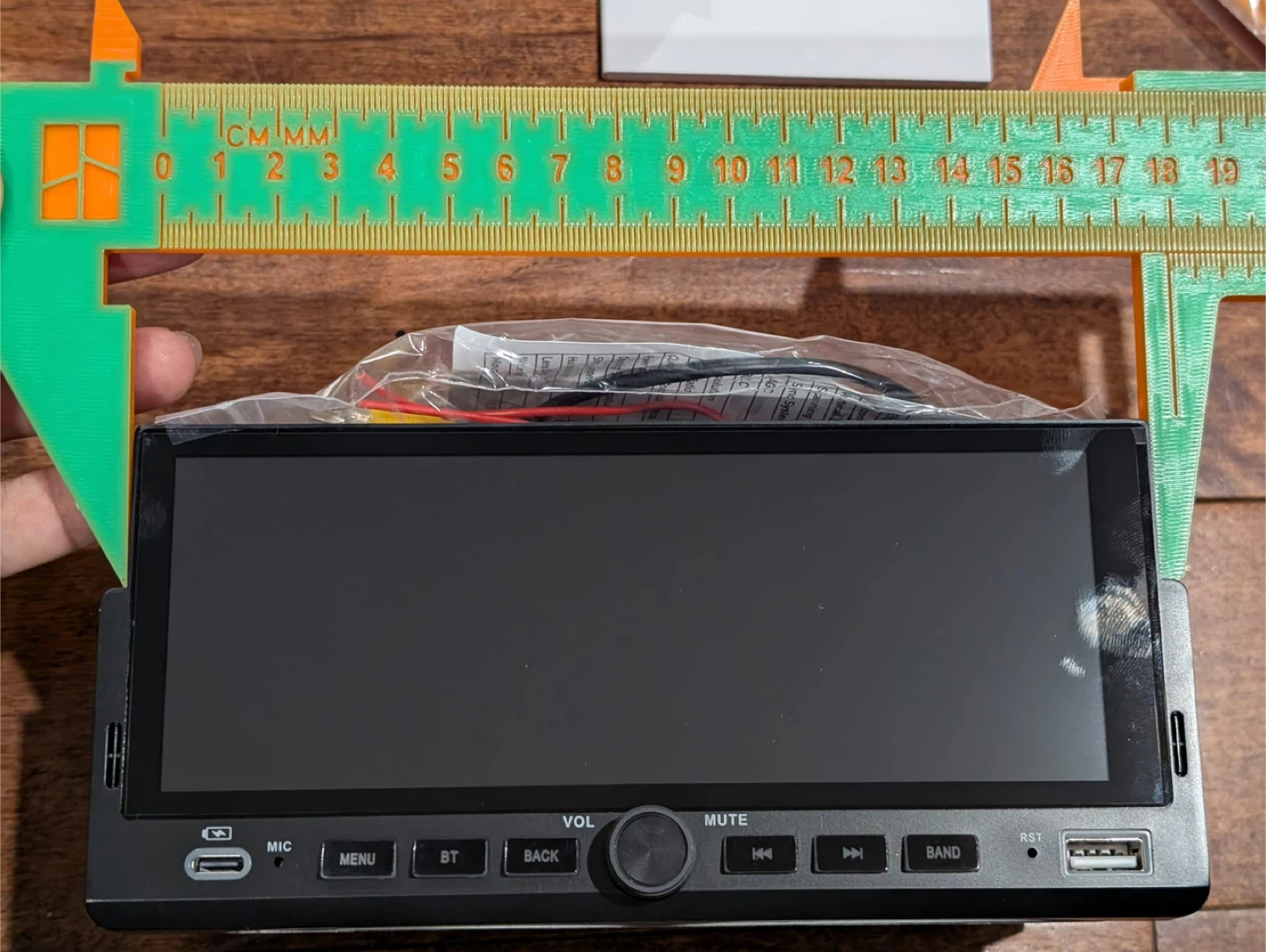 Car Stereo with Android Auto & CarPlay - photo 2