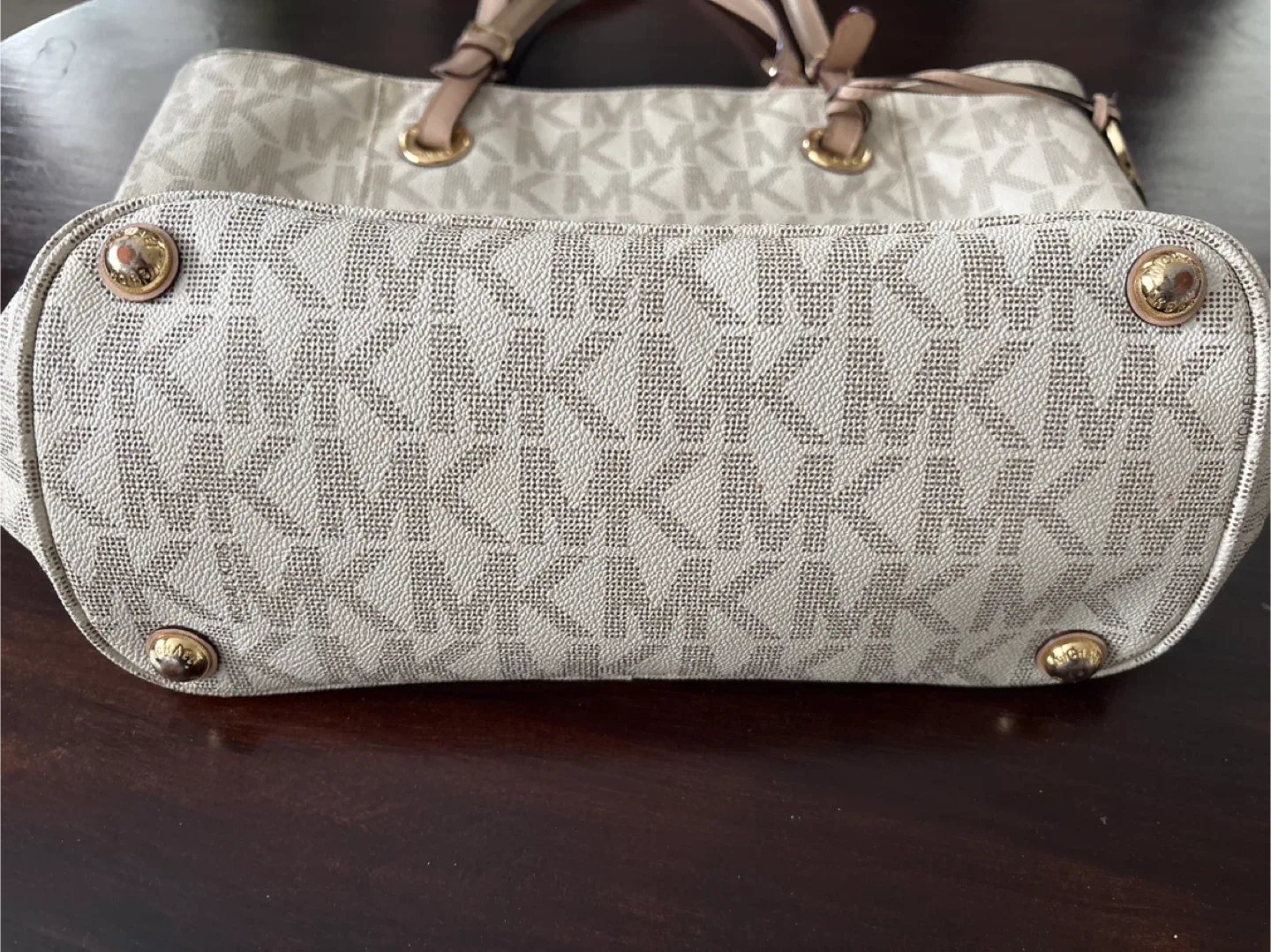 Michael Kors Tote Bag - Cream & Beige image indicator(9)