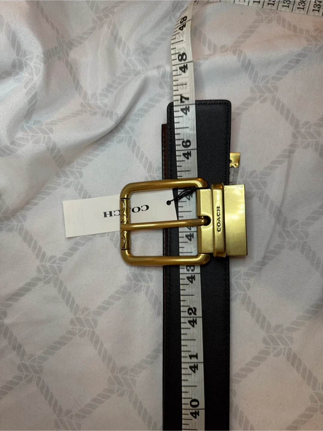 Coach 36 Sig C Brnd Lth Belt Sz 42 image indicator(4)