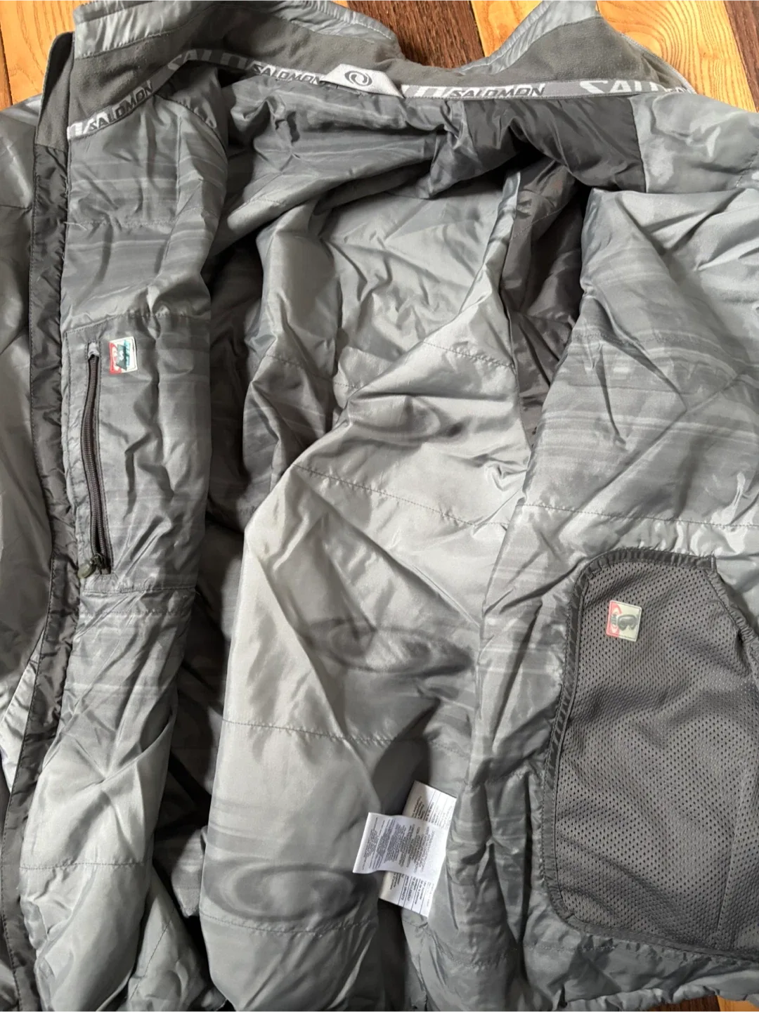 Salomon ski Jacket L tnf acg arcteryx oakley image indicator(6)