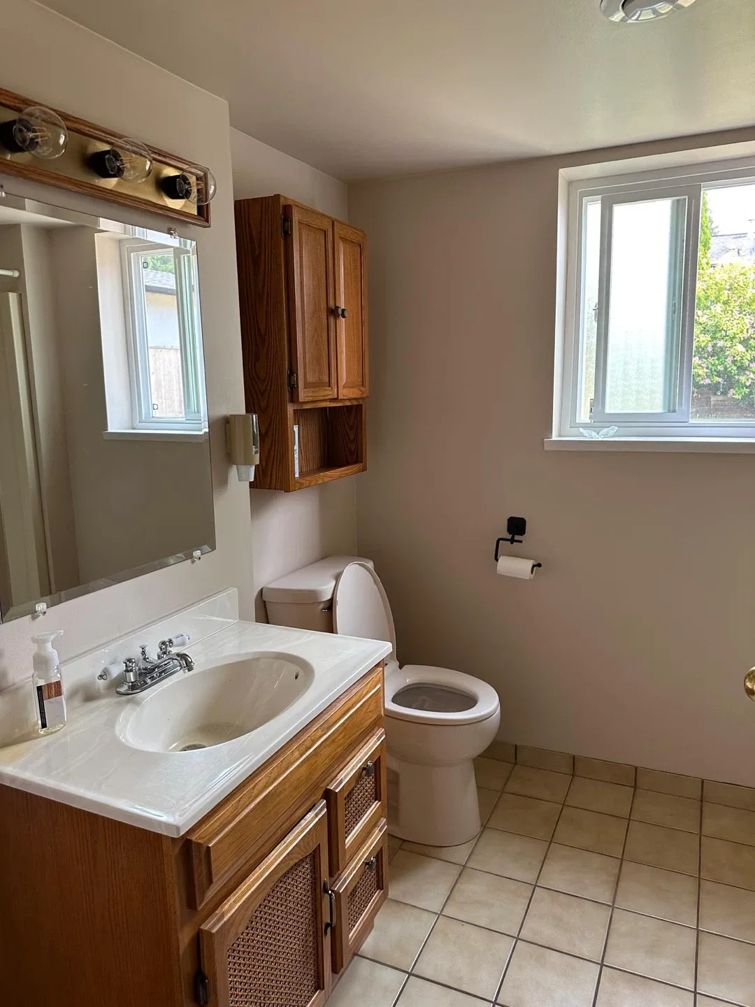 Ground floor 2 bedroom house on rent near ND school image indicator(9)