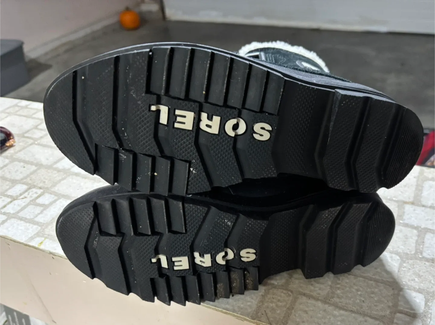 Sorel Black Winter Boots image indicator(3)