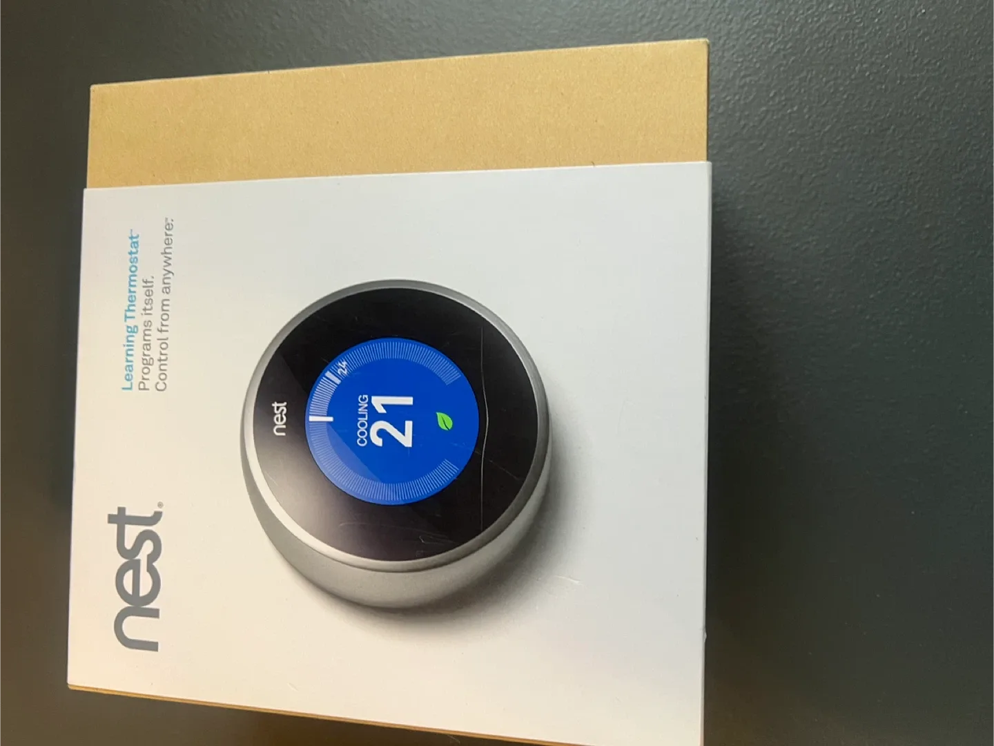 Nest Learning Thermostat - Like New
