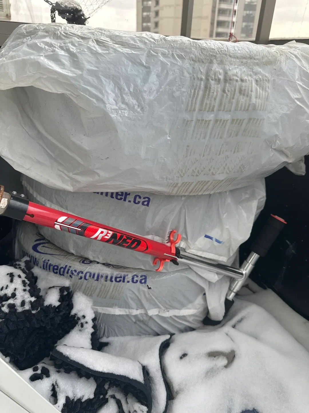 Set of 4 Winter Tires 225/45R17 image indicator(3)