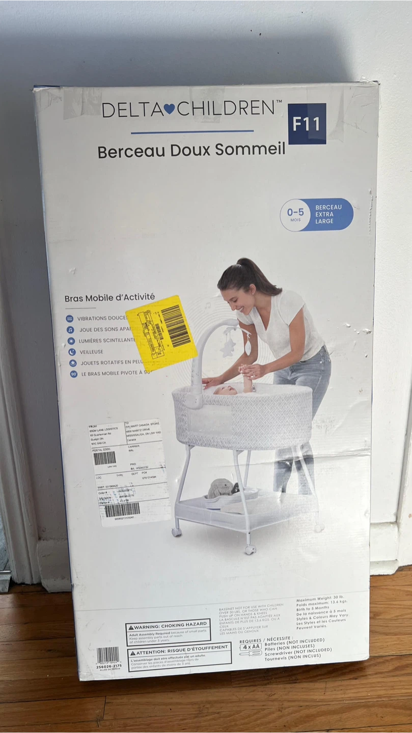 Delta Children Bassinet - photo 5