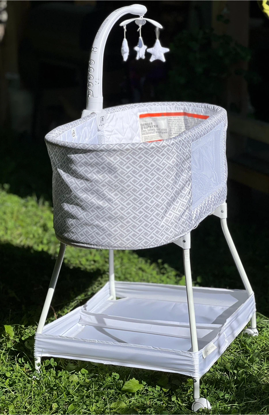 Delta Children Bassinet