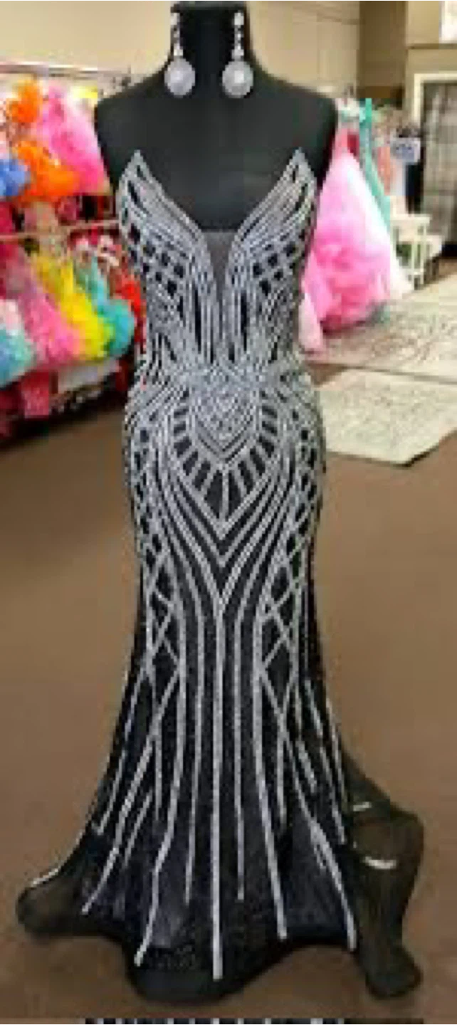 Black & Silver Sequin Strapless Evening Gown - photo 2