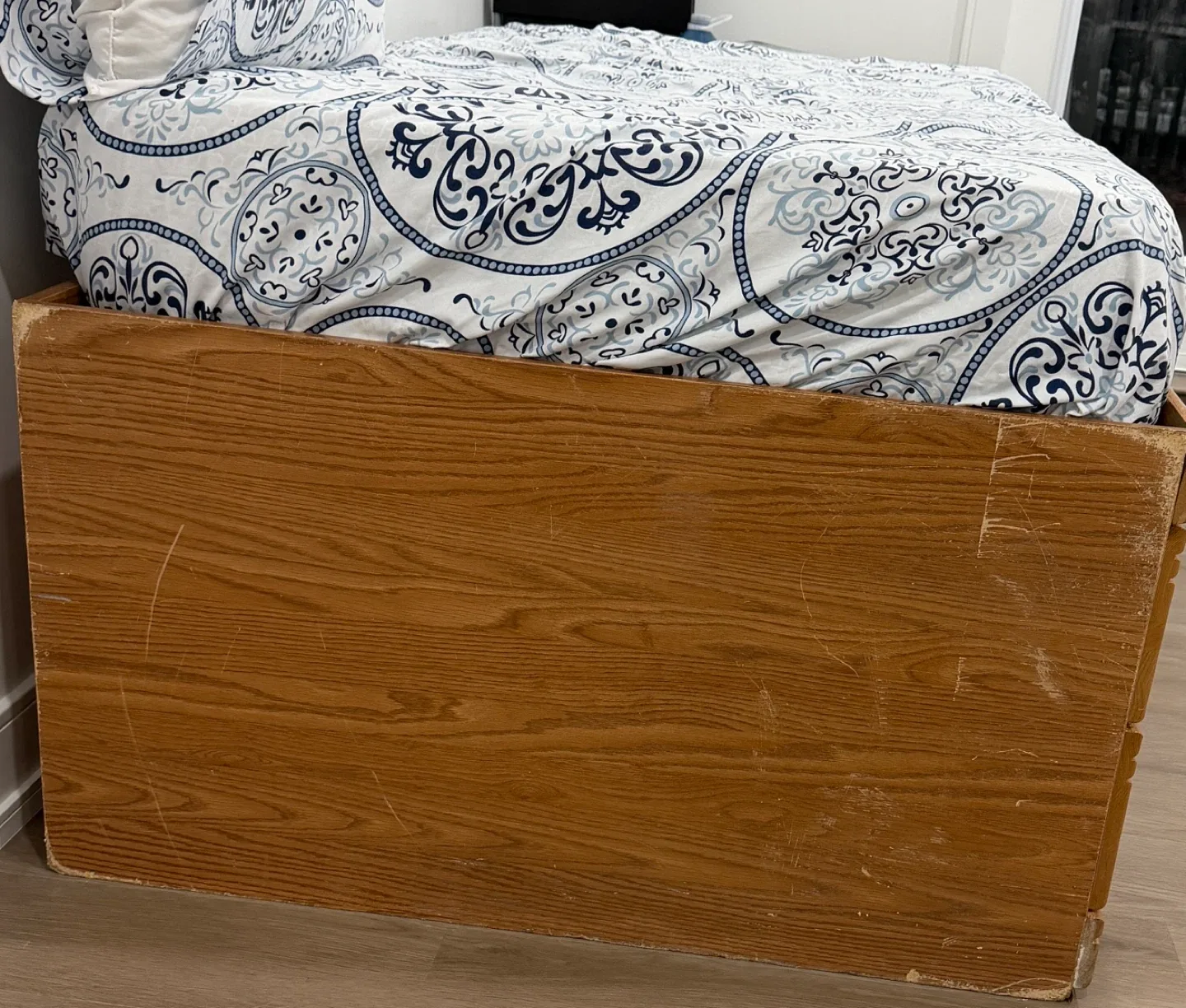 Oak Wood Platform Bed with Storage image indicator(4)