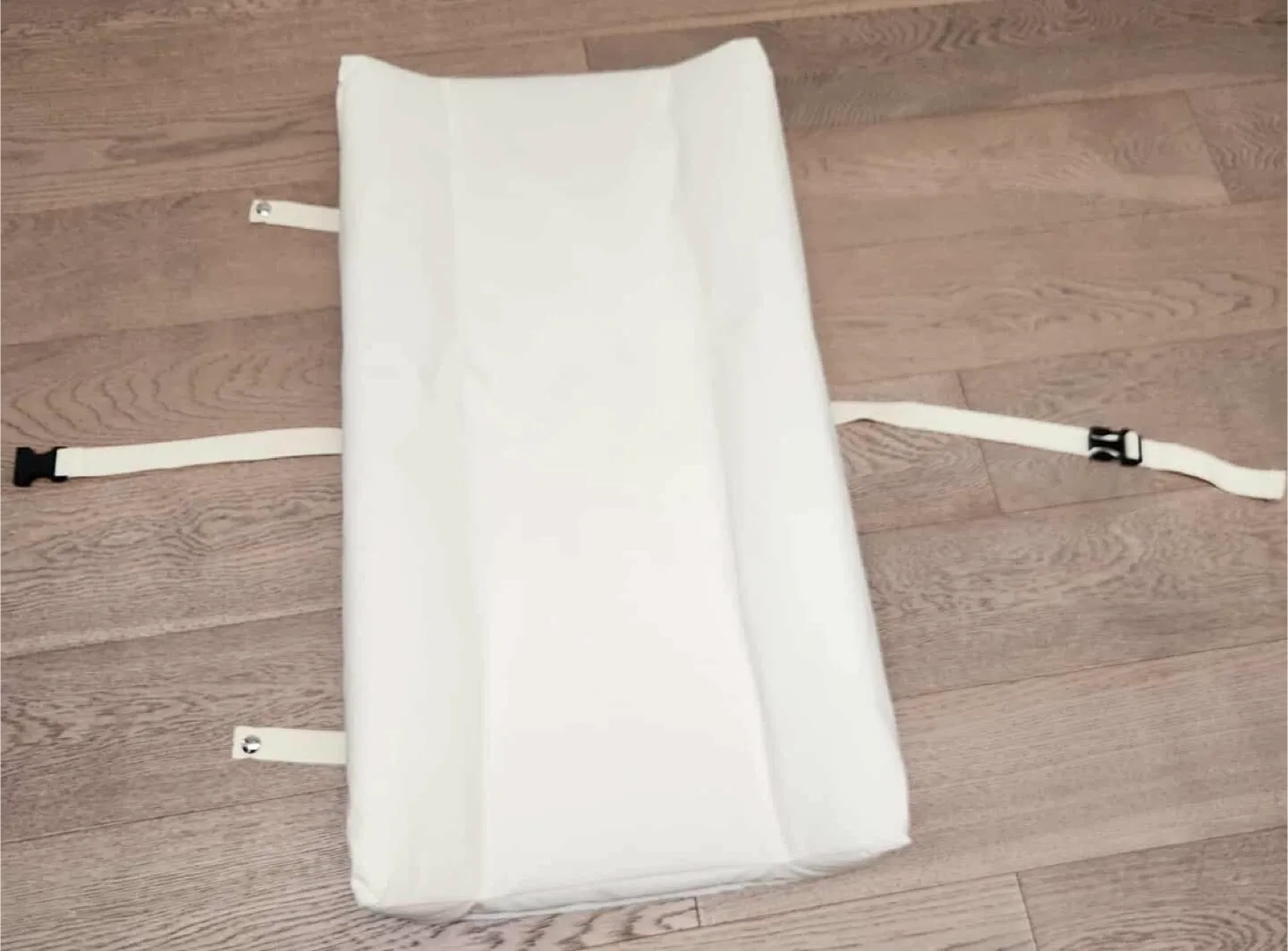 Naturepedic Organic Cotton Changing Pad image indicator(2)