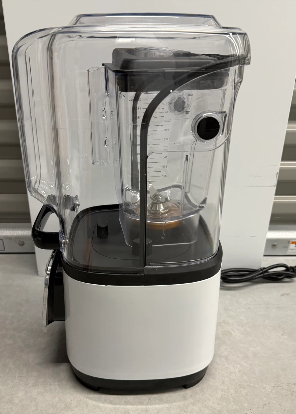 VEVOR Professional Blender with Shield, Countertop Blender - photo 3