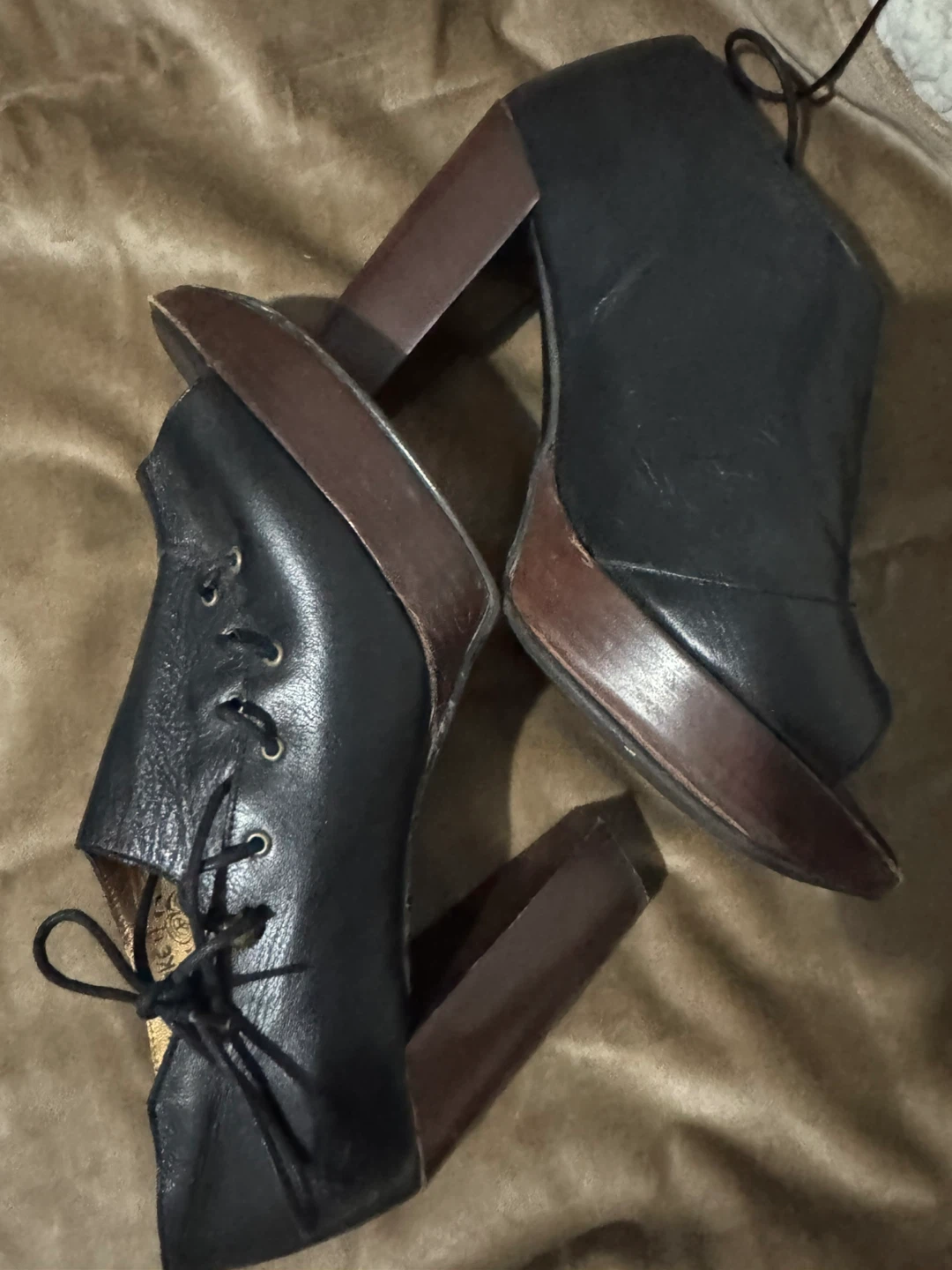 John Fluevog Black Leather Open Toe Heels - photo 4