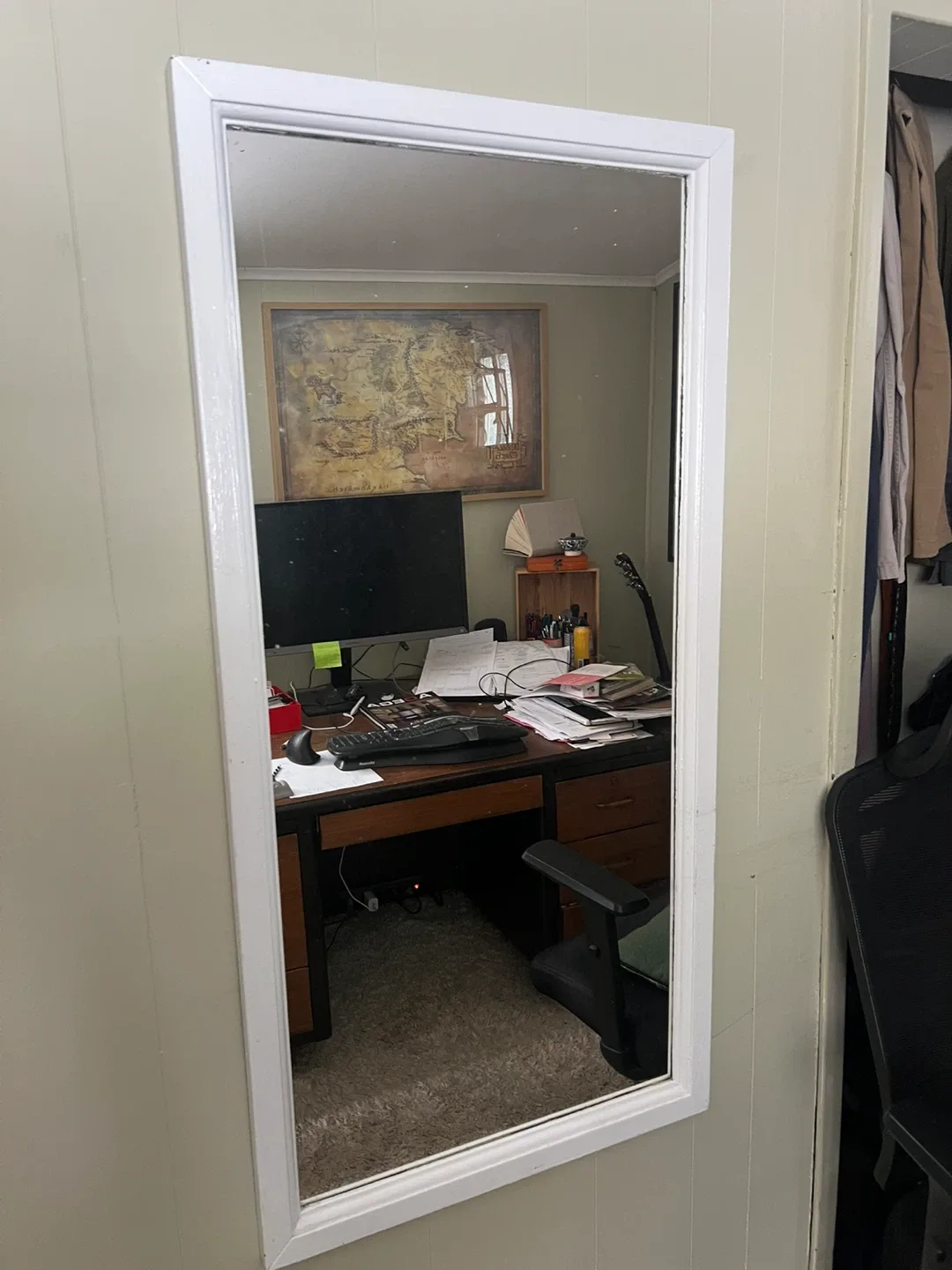 White Framed Wall Mirror image indicator(2)