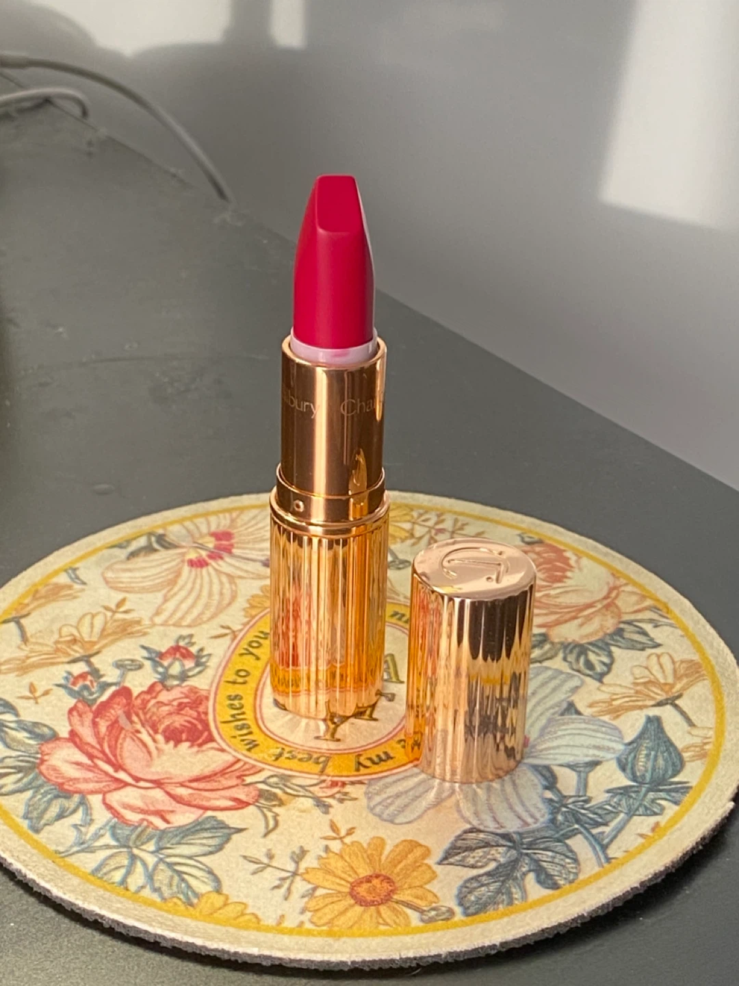 Charlotte Tilbury The Queen Lipstick