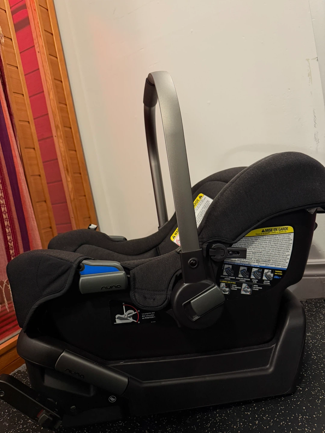 Nuna Pipa Infant Car Seat with base - photo 2