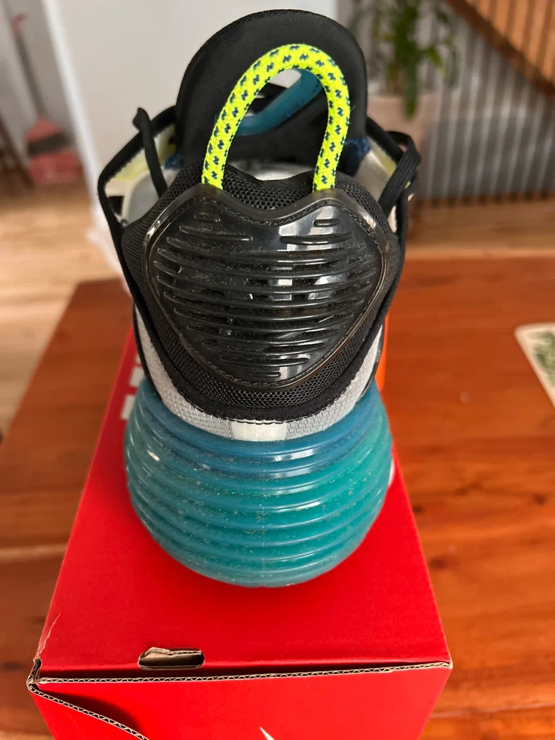 Nike Air Max 2090 - Size 13 US image indicator(4)