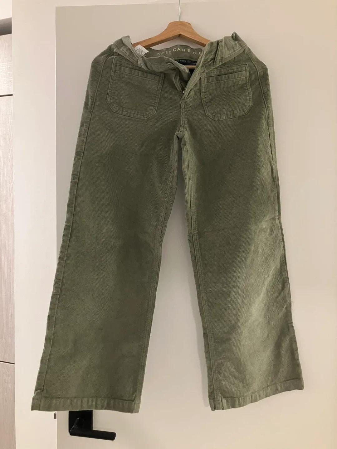 American Eagle Corduroy Pants - Size 00 thumbnail
