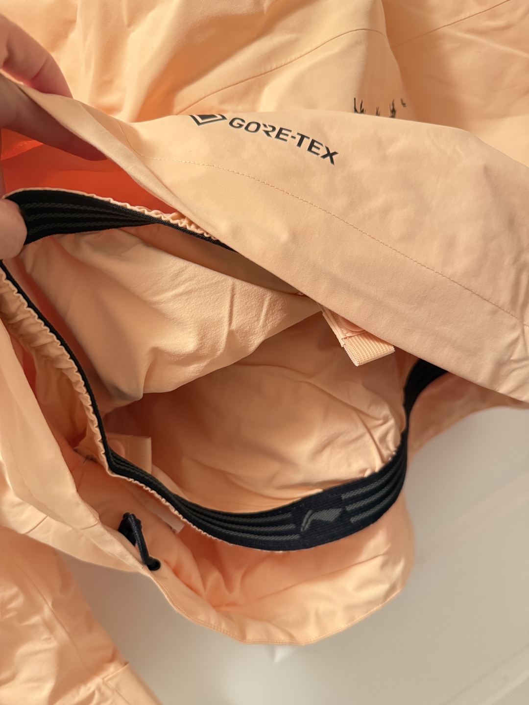gore-tex snow Jacket - Size L - photo 5