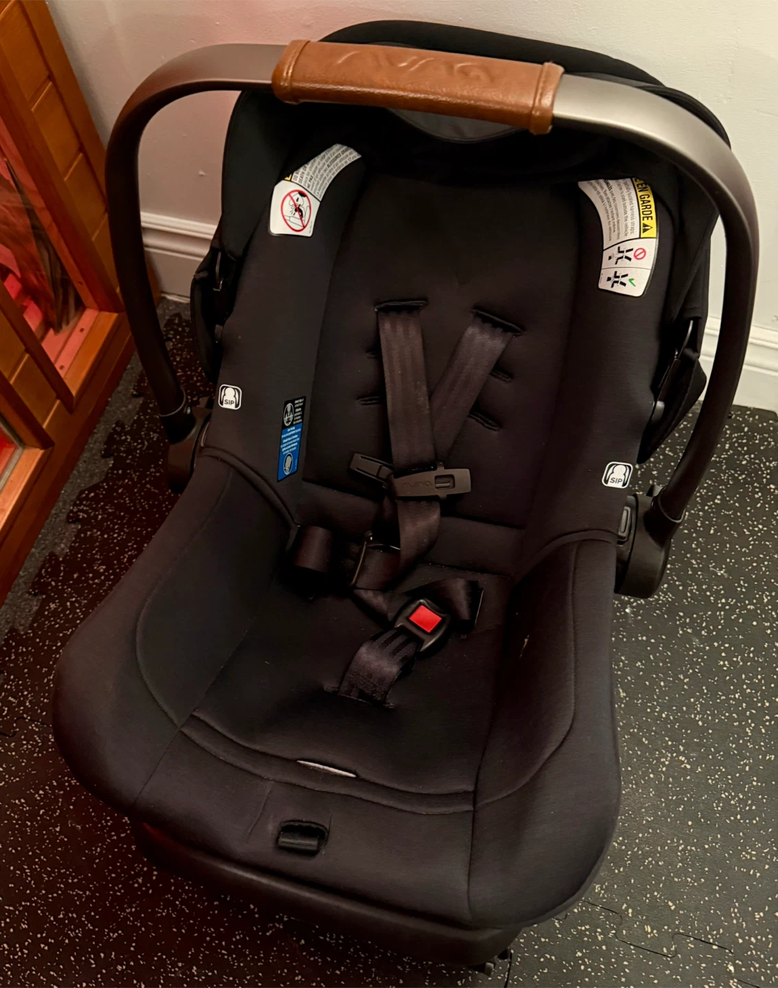 Nuna Pipa Lite Infant Car Seat with Base - photo 2