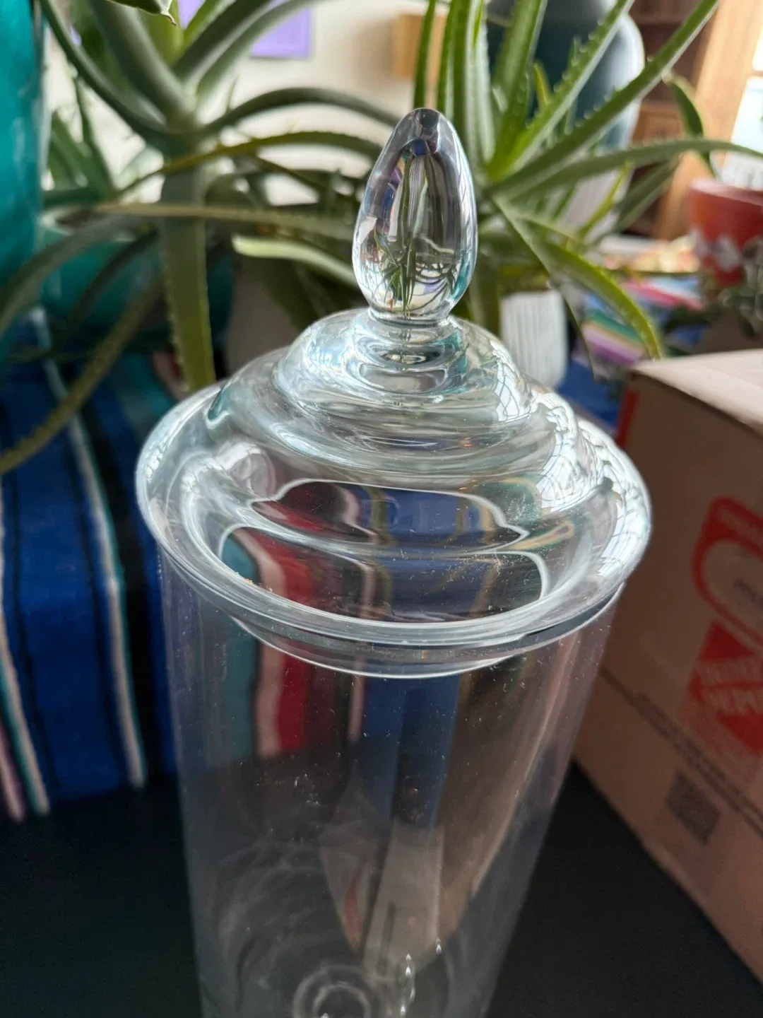 Glass Beverage Dispenser with Spigot image indicator(3)