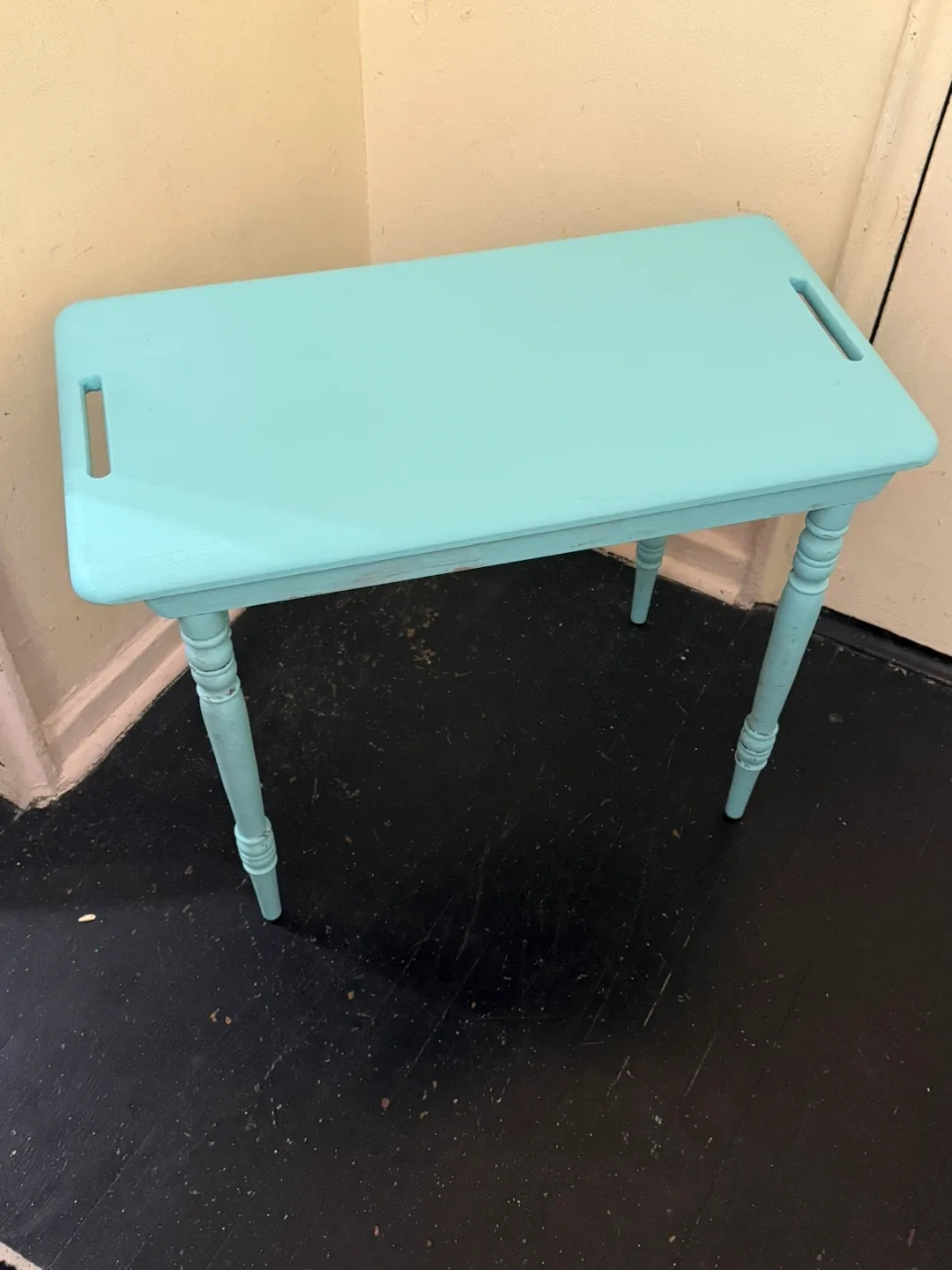 Turquoise end table image indicator(2)
