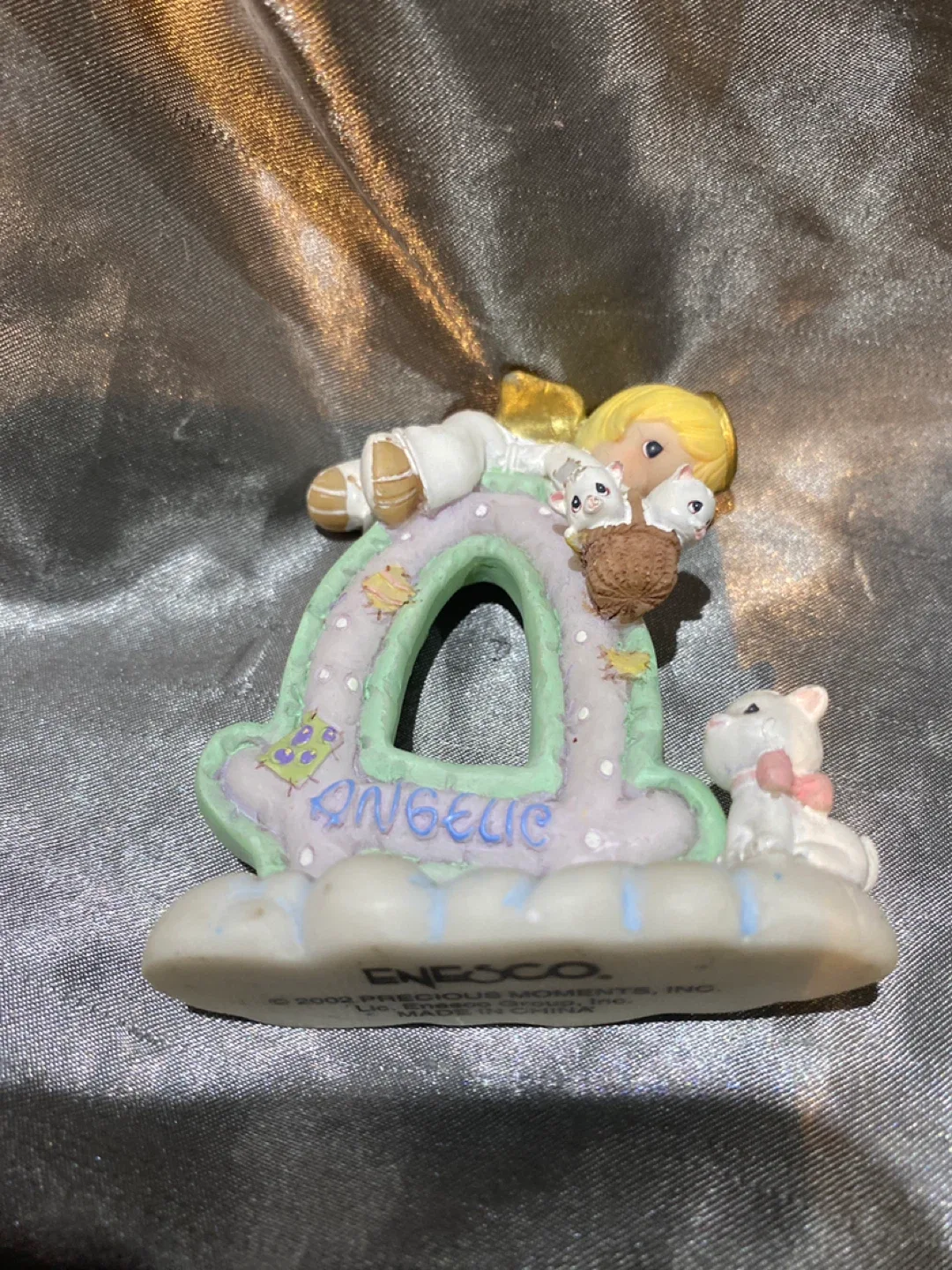 Precious Moments Angelic A Figurine image indicator(2)