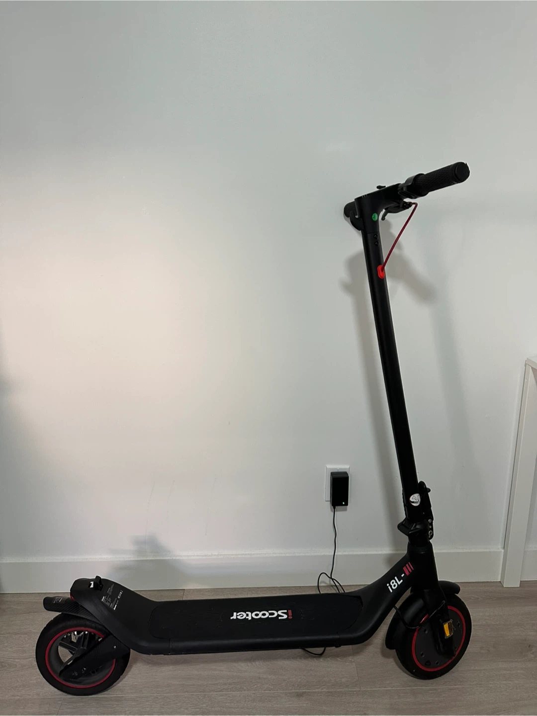 iScooter i8L-III Electric Scooter
