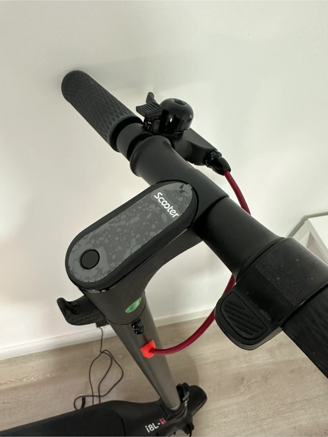 iScooter i8L-III Electric Scooter - photo 3