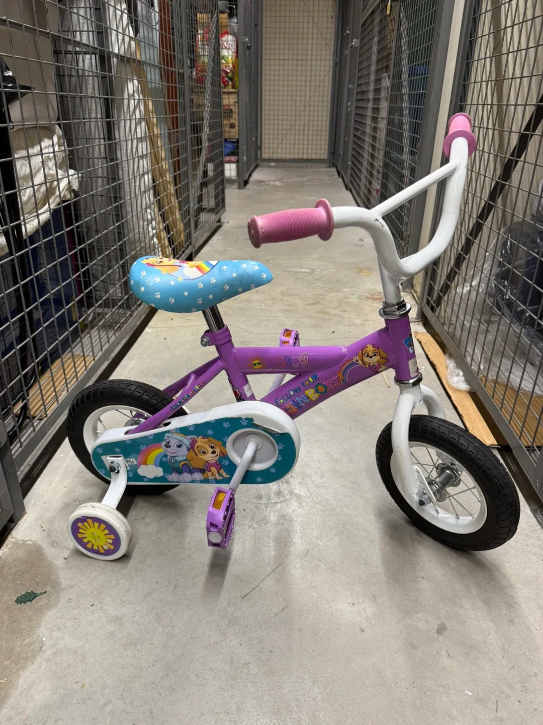 Paw Patrol 10" Windmill Bike