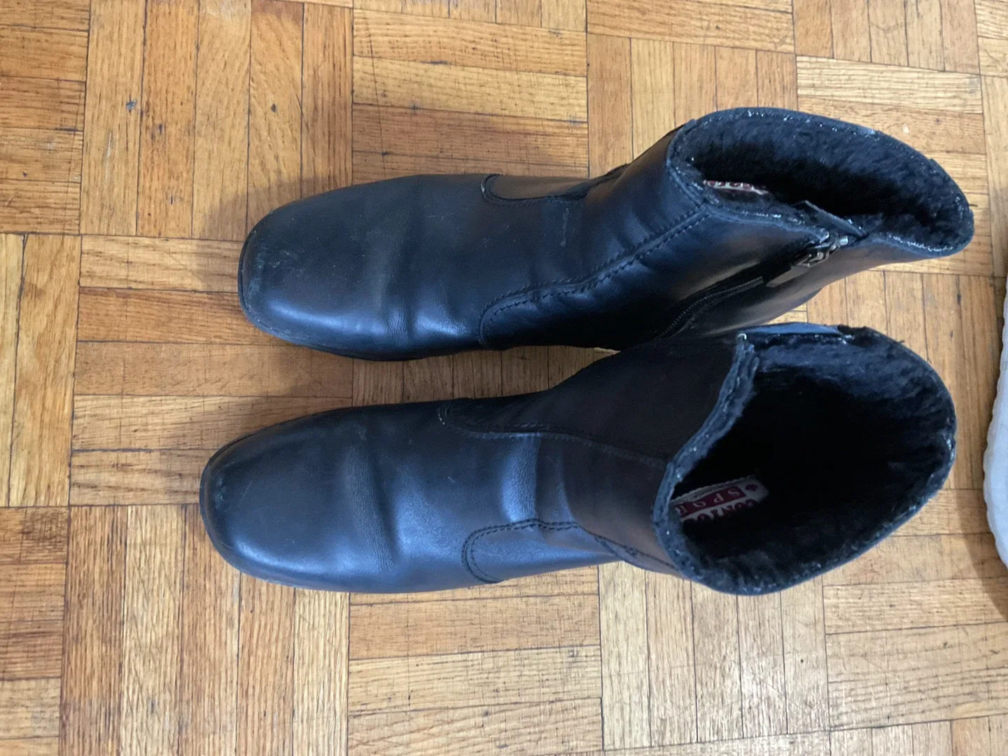 Contoura Sport Black Boots thumbnail