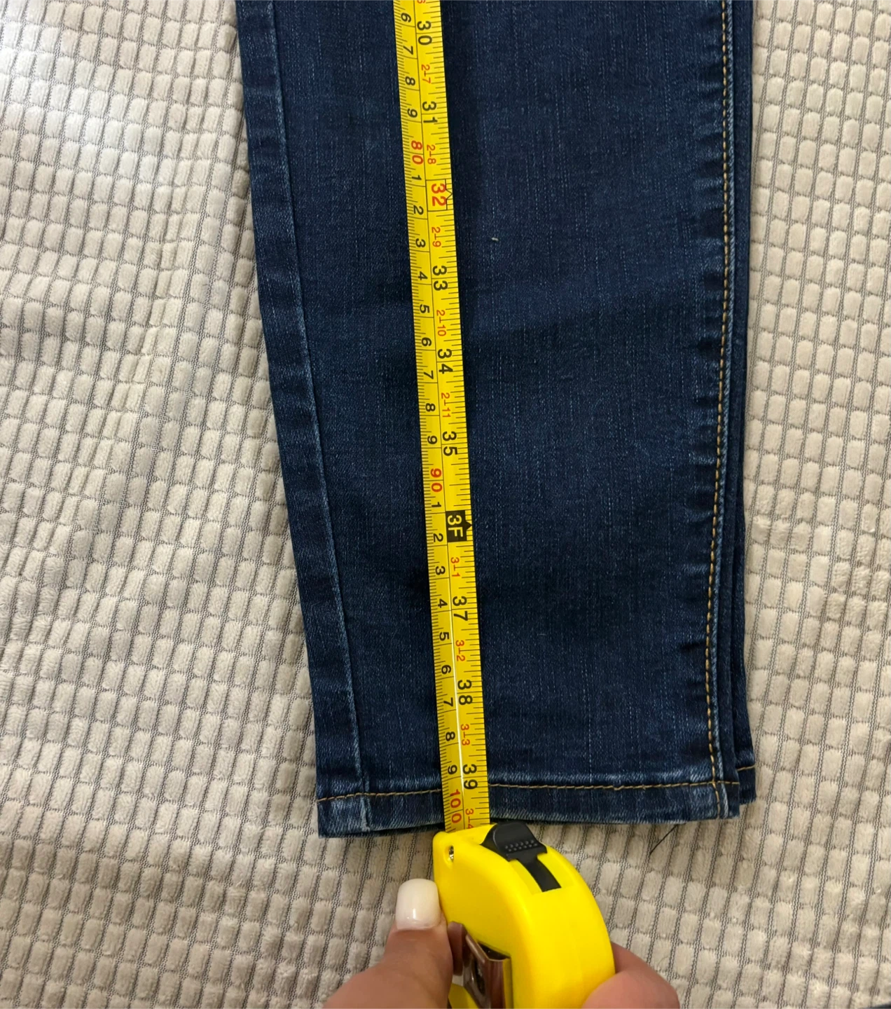 Denizen Levi's Dark Wash Jeans Size 30 - photo 5