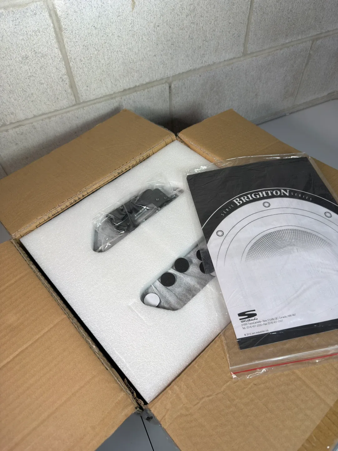 Sinclair Audio 45RS Brighton Series 2-Way Bipolar Speaker image indicator(2)