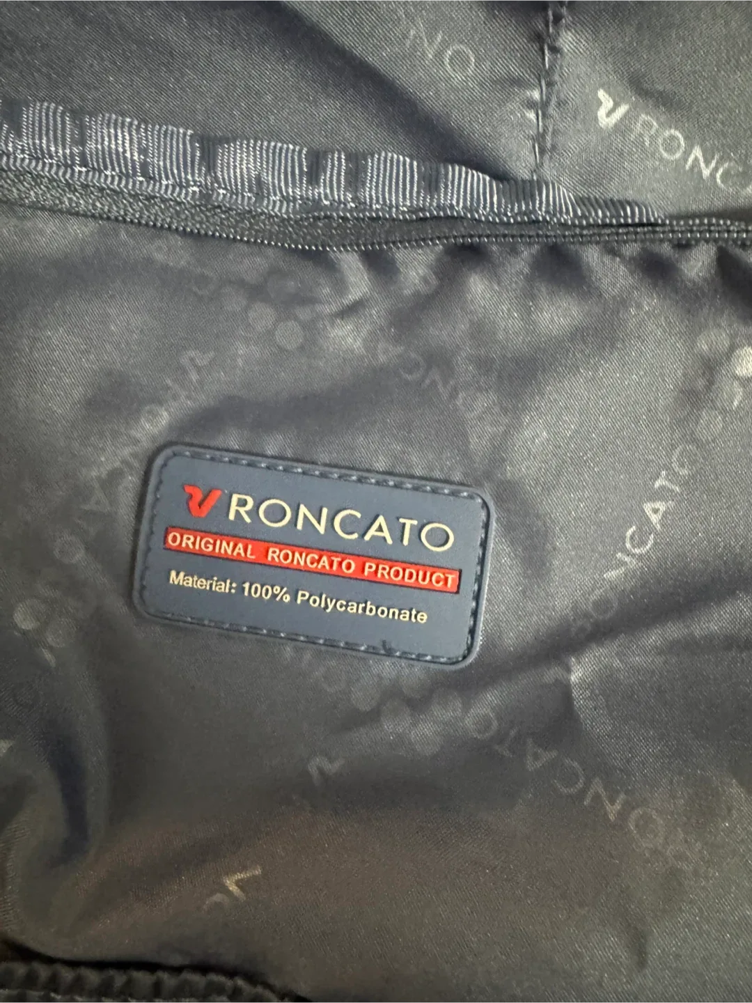 Roncato Suitcase - Polycarbonate Material image indicator(5)