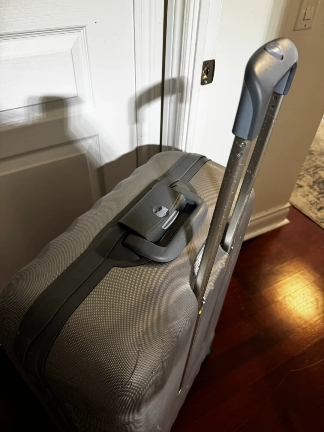 Roncato Suitcase - Polycarbonate Material image indicator(3)