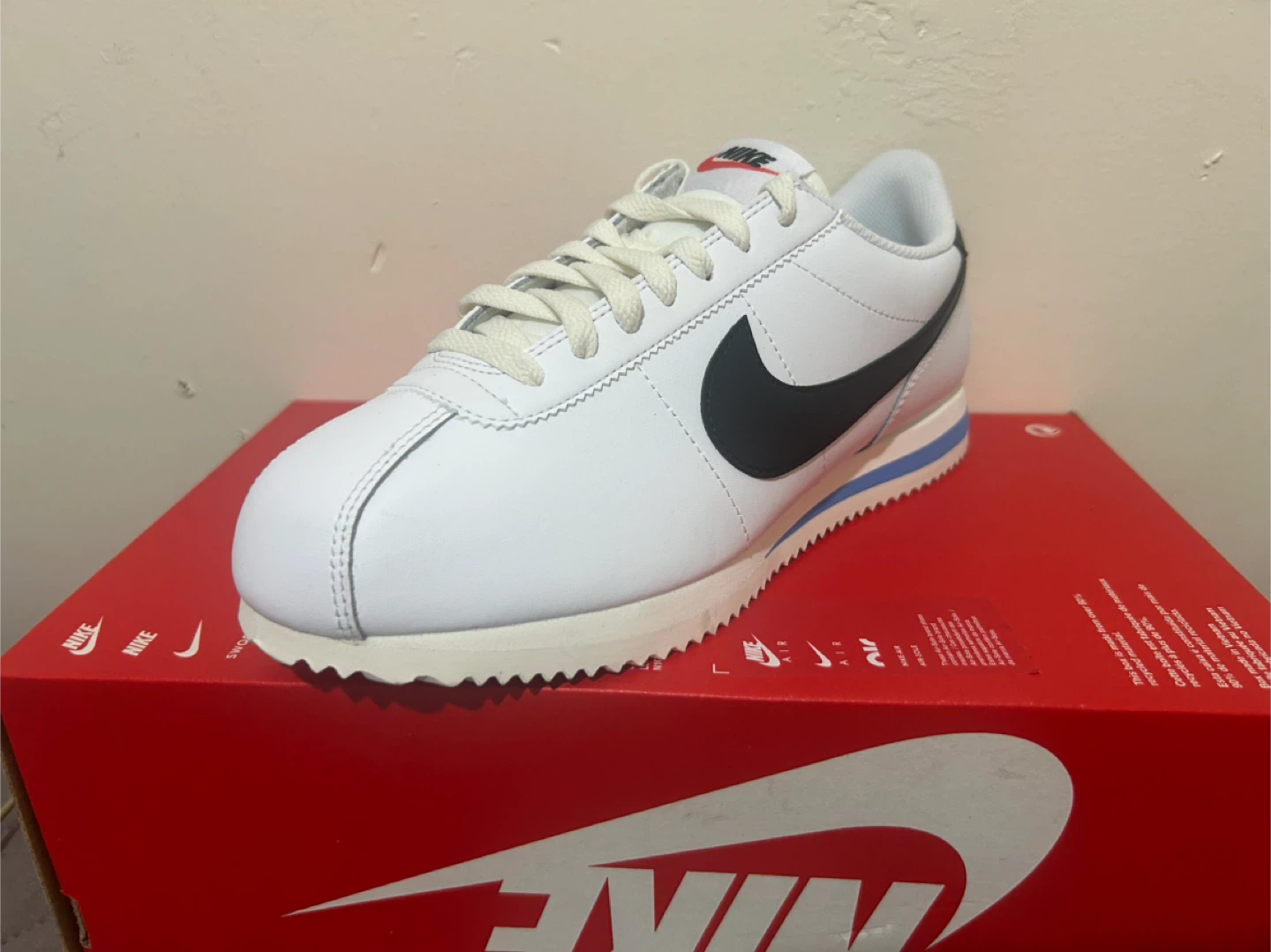 Nike Cortez & Air Max Sneakers - photo 5