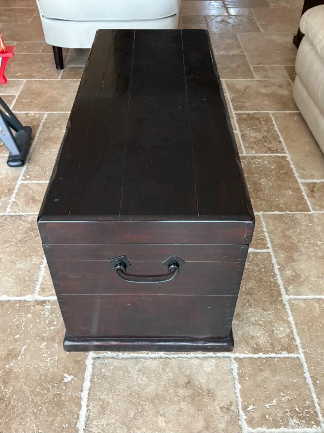 Dark Wood Storage Trunk image indicator(2)