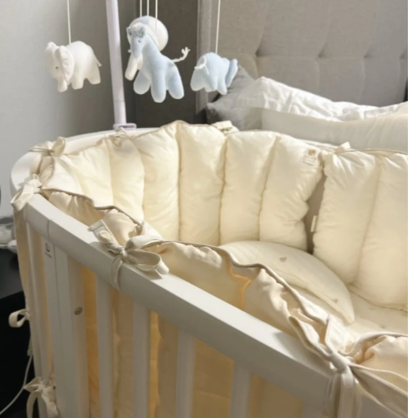 Stokke Sleepi V2 bed and Organic Cotton Mattress image indicator(6)