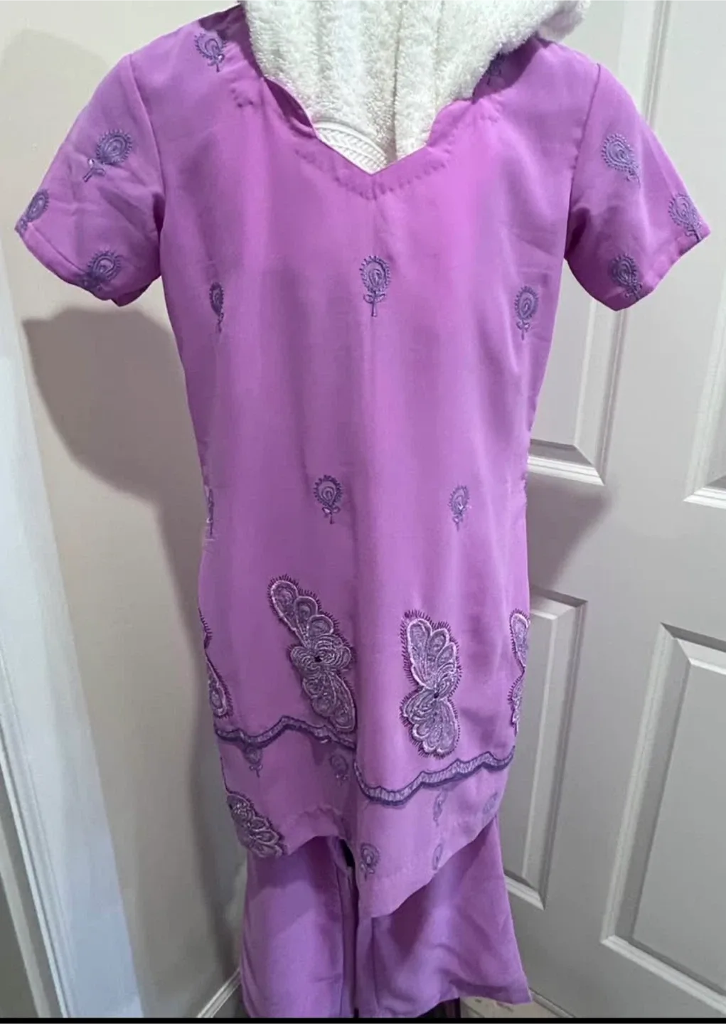 Purple Embroidered Salwar Kameez Suit thumbnail