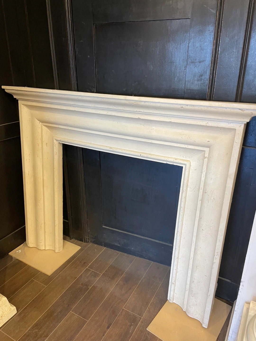 Fireplace mantel - photo 3
