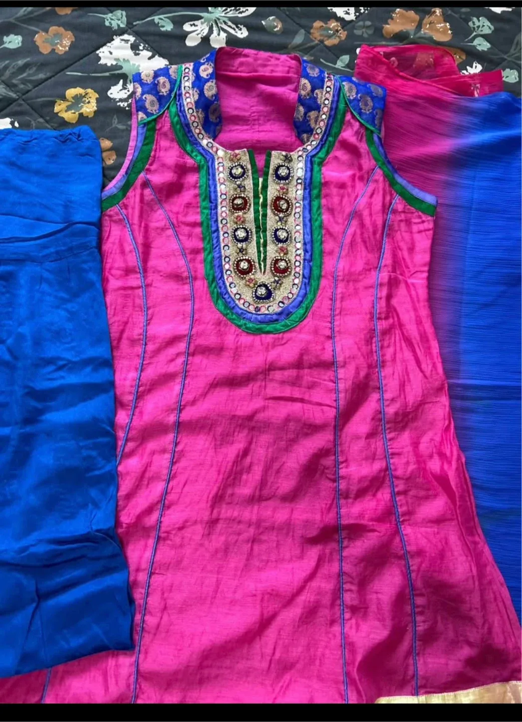 Pink & Blue Embellished Salwar Kameez suit with duptta image indicator(4)
