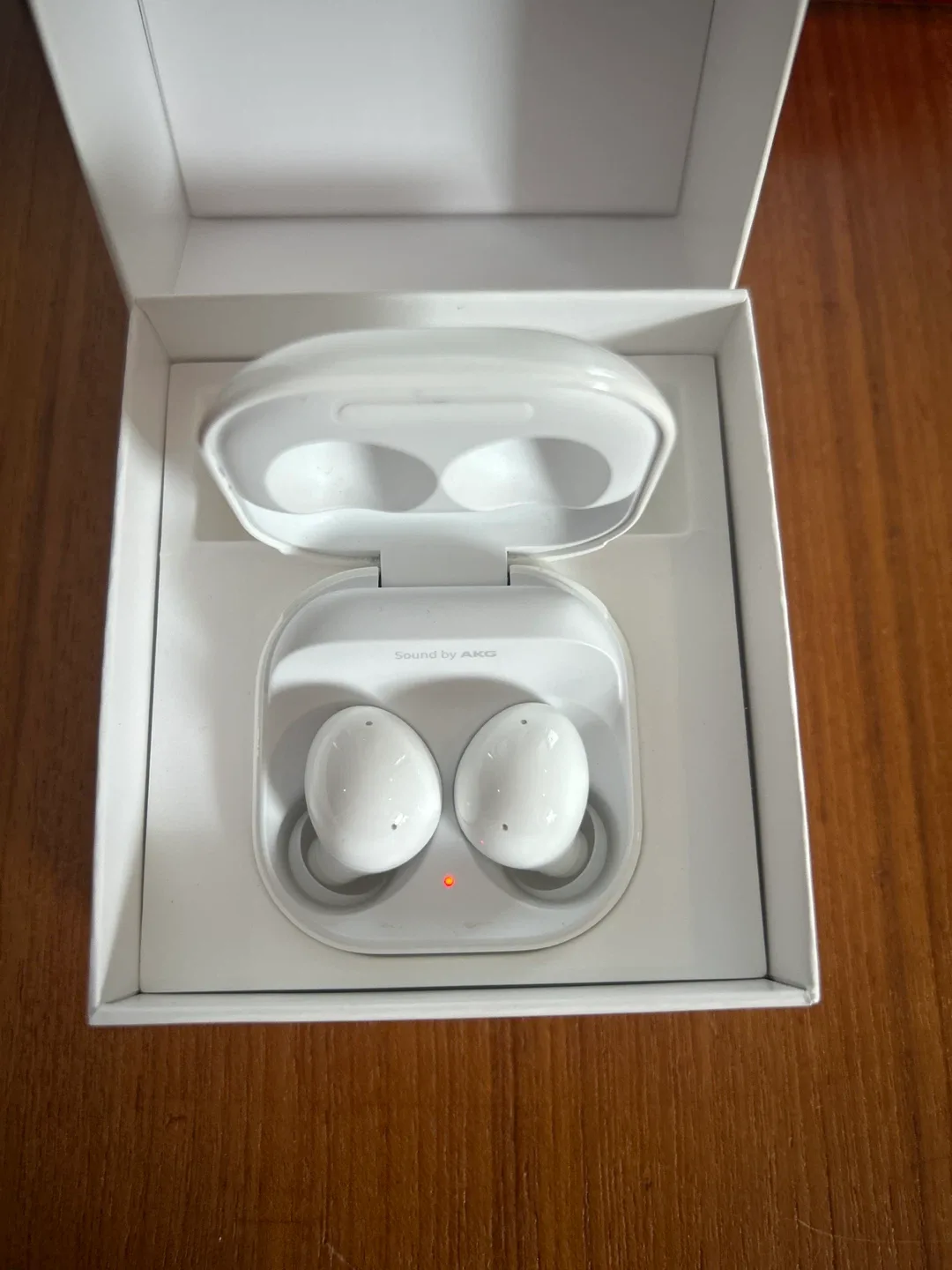 Samsung Galaxy Buds2 - White image indicator(2)