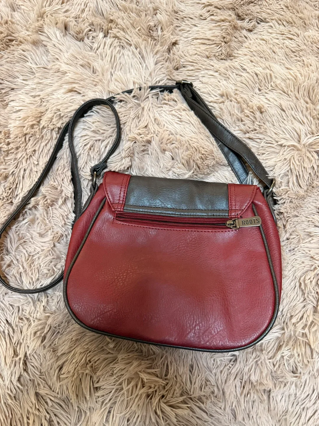 Roots Brown & Red Leather Crossbody Bag image indicator(2)